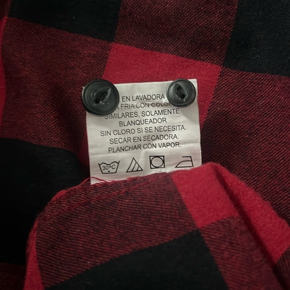 Beverly Hills Polo Club Button Up Mens M Red Black Buffalo Plaid Flannel - Picture 5 of 8